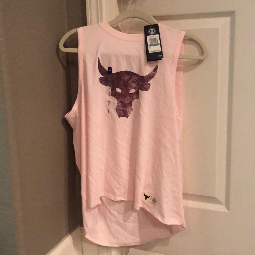 NWT. Under Armor muscle tank